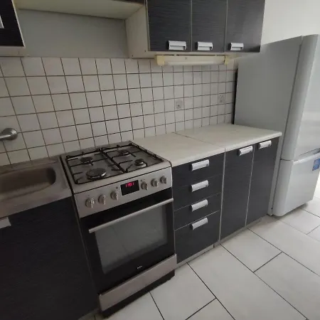 Habitación en casa particular Apartment Near Center - Tolpy Park